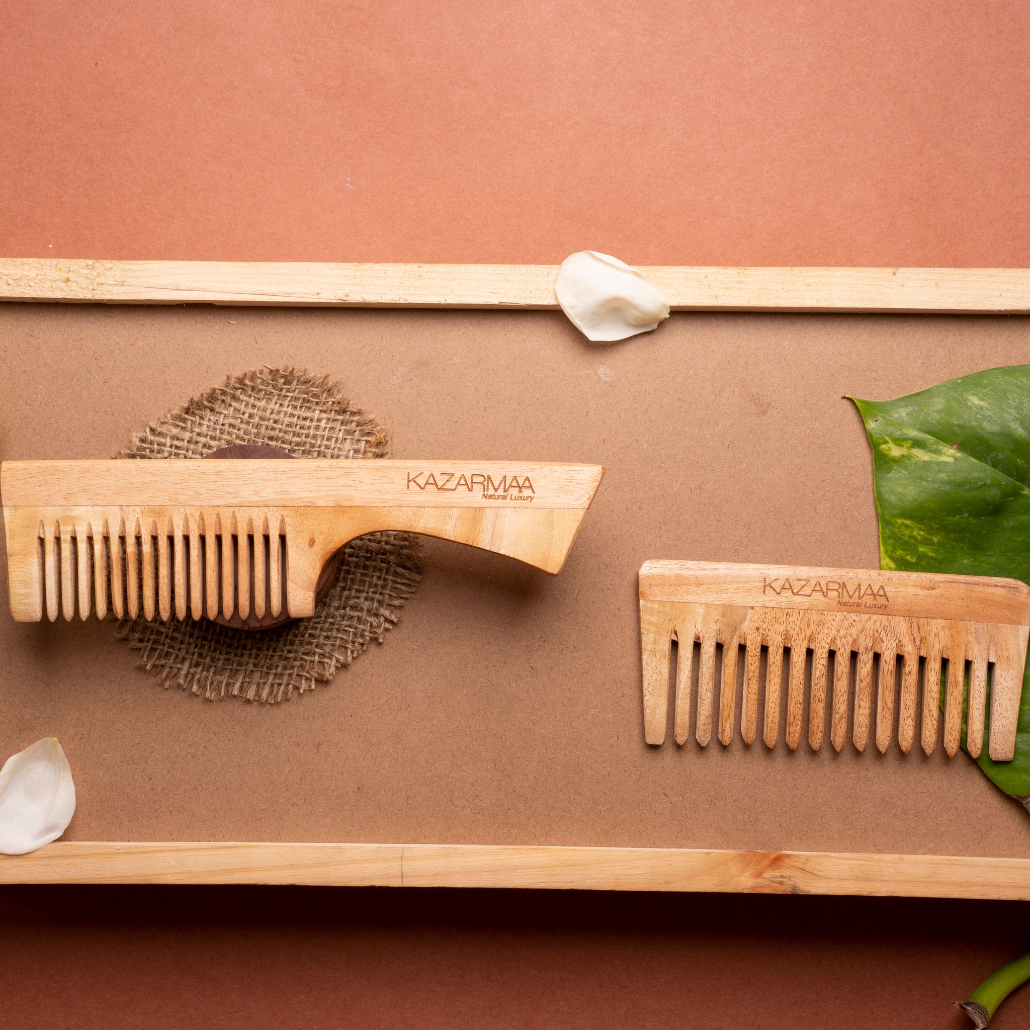 Set of 2 Natural neem wood comb (Regular detangler + Medium detangler)